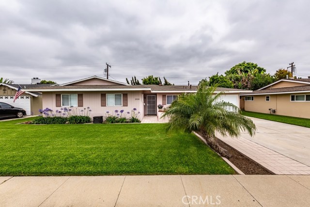 2024 W Random Dr, Anaheim, CA 92804