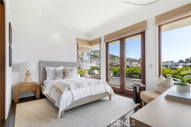 86 Emerald Bay, Laguna Beach CA: https://media.crmls.org/medias/d23e48fd-28ae-4a3b-9078-5f9df0d89480.jpg
