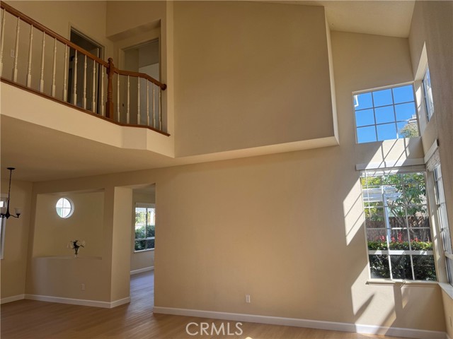 Detail Gallery Image 3 of 35 For 8 Bormes, Irvine,  CA 92614 - 4 Beds | 2/1 Baths