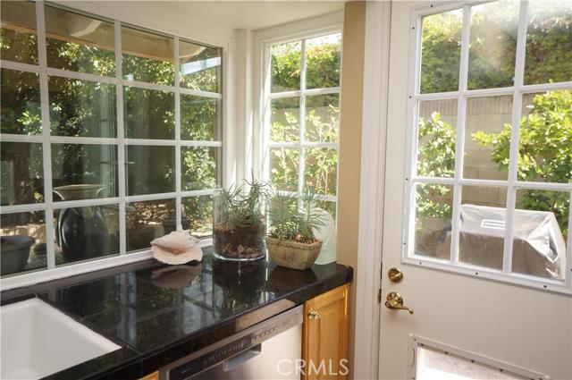 322 Dover Avenue, Brea CA: https://media.crmls.org/medias/d23e7fad-76ee-4220-b94e-3b11b954322f.jpg