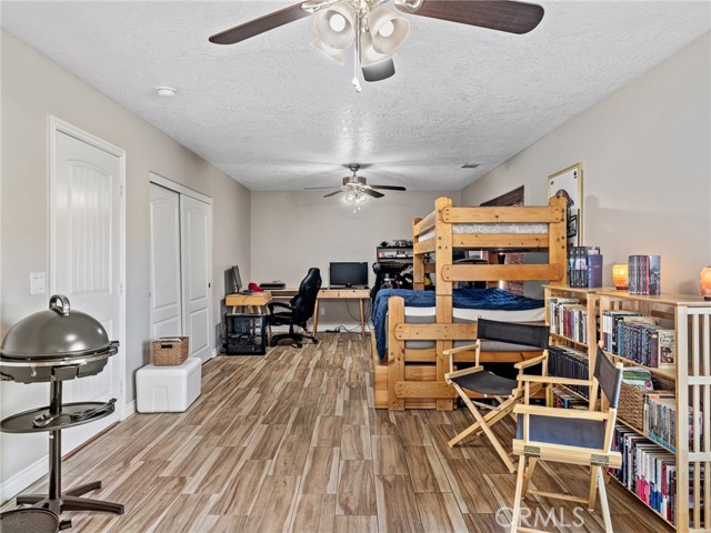 Detail Gallery Image 38 of 73 For 13850 Nightshade Rd, Apple Valley,  CA 92307 - 5 Beds | 5 Baths