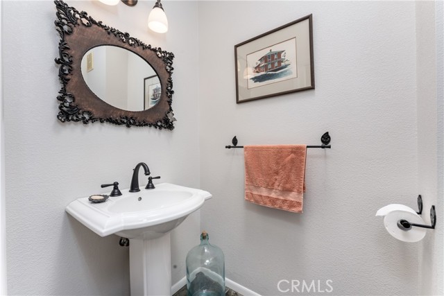 Detail Gallery Image 34 of 63 For 28646 Redinger Way, North Fork,  CA 93602 - 3 Beds | 2/1 Baths