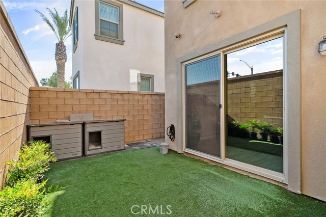 16076 Pesaro Lane, Fontana CA: https://media.crmls.org/medias/d23ffd1b-3390-4160-8571-830c53b0ebfb.jpg