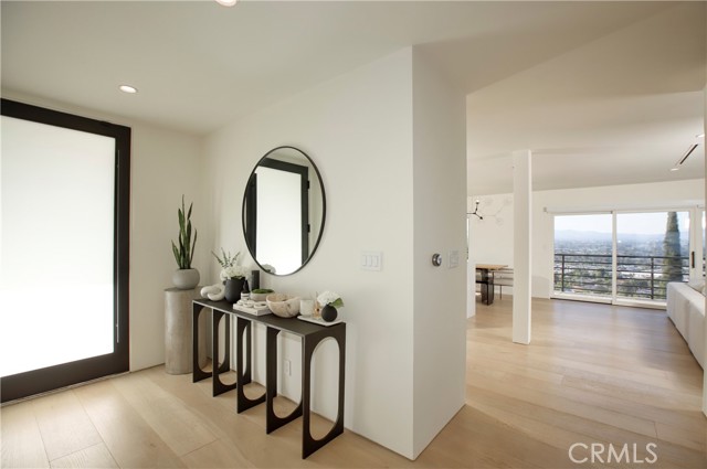 3863 Sherwood Place, Sherman Oaks CA: https://media.crmls.org/medias/d2409470-665b-40c4-b5a2-68d7d2b4c2bc.jpg
