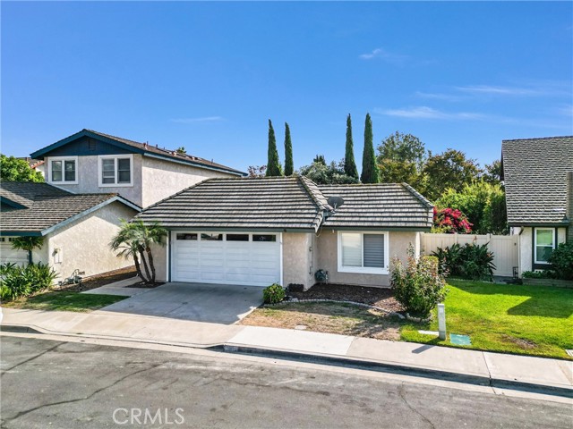 Detail Gallery Image 2 of 37 For 9 Woodrush, Irvine,  CA 92604 - 2 Beds | 2 Baths