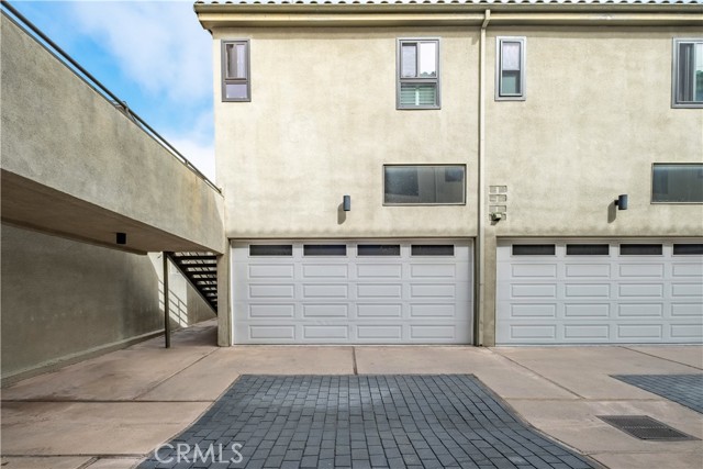Detail Gallery Image 39 of 40 For 114 S Prospect #6,  Redondo Beach,  CA 90277 - 3 Beds | 2/1 Baths