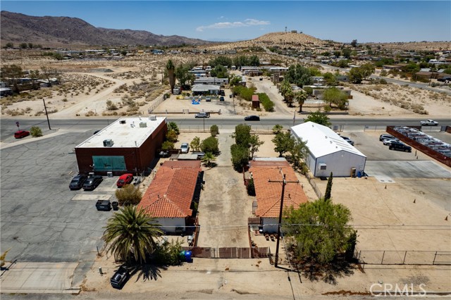 Detail Gallery Image 6 of 22 For 6757 Adobe Rd, Twentynine Palms,  CA 92277 - – Beds | – Baths