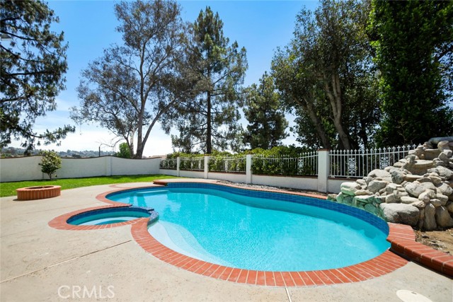 963 Dare Court, Diamond Bar CA: https://media.crmls.org/medias/d2414681-2b14-4a36-8edc-933df2fd14de.jpg