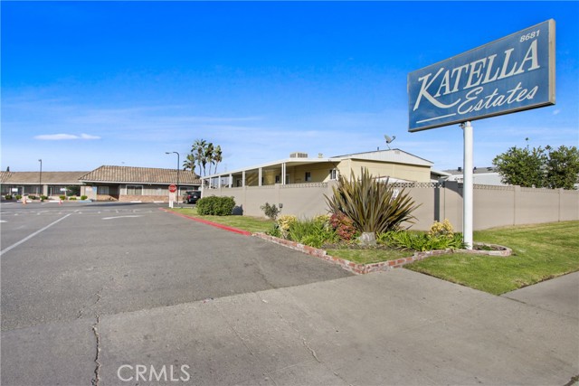 Image 3 of 20 For 8681 Katella Avenue 883