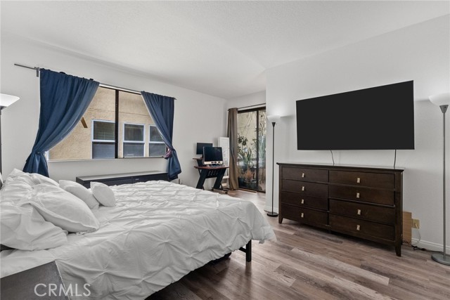 Detail Gallery Image 17 of 28 For 13214 Moorpark St #108,  Sherman Oaks,  CA 91423 - 2 Beds | 2 Baths
