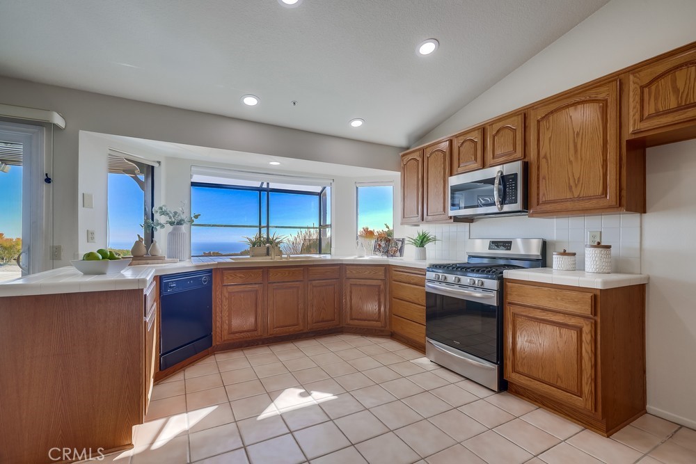 MLS #OC25265308 image #12