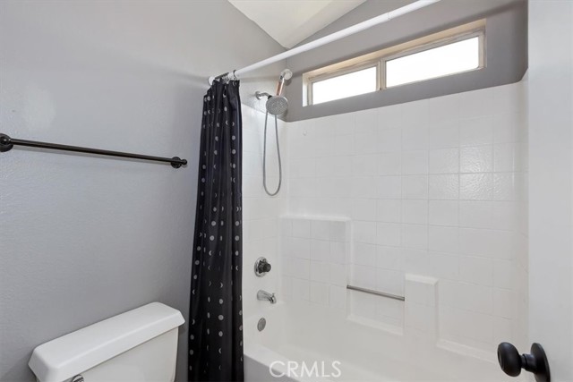 Detail Gallery Image 17 of 21 For 3438 N Plum Tree Ave, Rialto,  CA 92377 - 3 Beds | 2/1 Baths