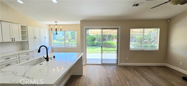 Image 10 of 28 For 31821 Corte Montecito