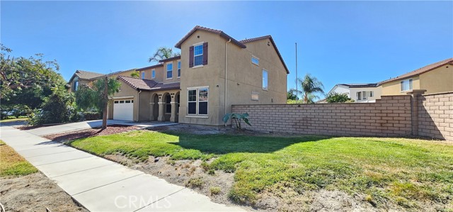 Detail Gallery Image 3 of 37 For 5677 Brianhead, Riverside,  CA 92880 - 6 Beds | 5 Baths