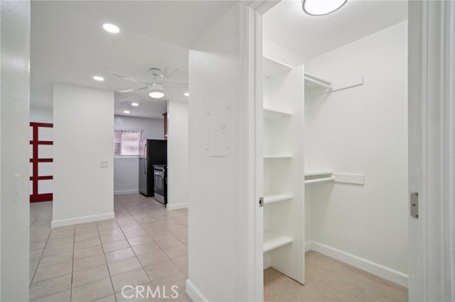 Detail Gallery Image 27 of 39 For 1044 Cabrillo Park Dr #B,  Santa Ana,  CA 92701 - 2 Beds | 1 Baths