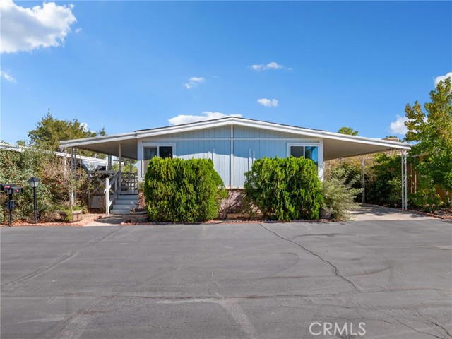 Detail Gallery Image 2 of 23 For 14000 El Evado #4,  Victorville,  CA 92392 - 2 Beds | 2 Baths