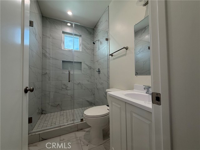 Detail Gallery Image 12 of 31 For 20953 Saticoy, Canoga Park,  CA 91304 - 2 Beds | 2 Baths