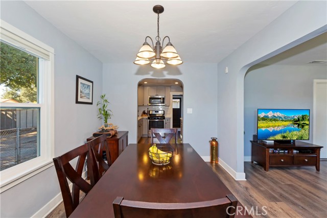 Detail Gallery Image 12 of 30 For 313 N 8th, Upland,  CA 91786 - 2 Beds | 1/1 Baths