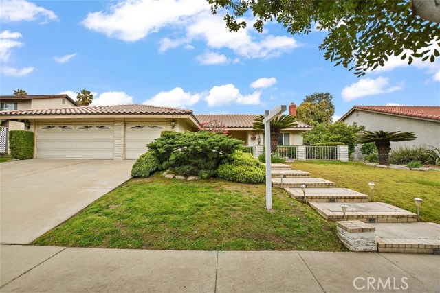 879 W Aster St, Upland, CA 91786