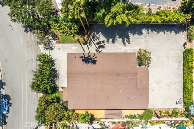 5905 Old Wheeler Road, La Verne CA: https://media.crmls.org/medias/d247639f-a685-4be6-a4b7-bc2a863f9175.jpg