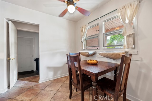 Detail Gallery Image 16 of 66 For 1327 Grove Ave, Upland,  CA 91786 - 3 Beds | 2 Baths