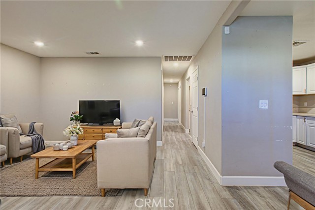 Detail Gallery Image 2 of 32 For 8822 Globe Ave, Dos Palos,  CA 93620 - 3 Beds | 1 Baths