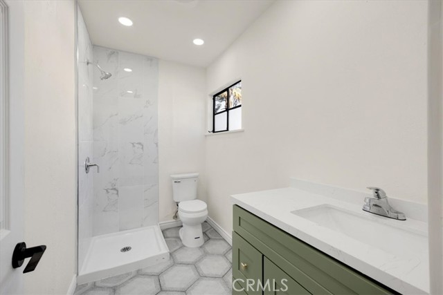 Detail Gallery Image 9 of 22 For 934 W Flora St, Ontario,  CA 91762 - 3 Beds | 2 Baths