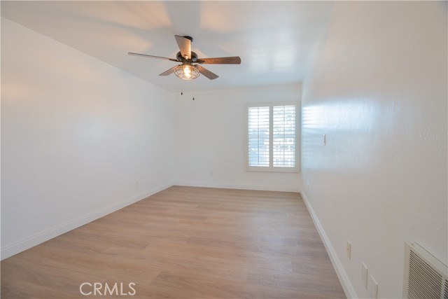 Detail Gallery Image 3 of 17 For 3993 Jewell St #B24,  –,  CA 92109 - 1 Beds | 1 Baths