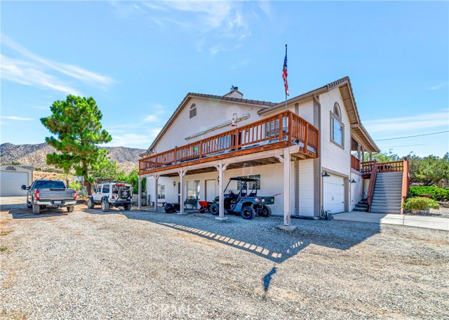 11720 Honeybee Lane, Juniper Hills CA: https://media.crmls.org/medias/d24a0156-4ec7-4774-8c5e-c02e71e229ce.jpg
