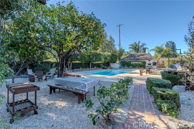 Detail Gallery Image 11 of 36 For 17928 Sunburst St, –,  CA 91325 - 3 Beds | 3 Baths