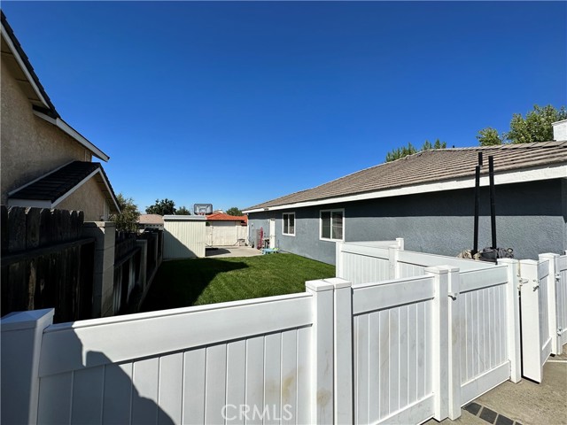 Detail Gallery Image 13 of 43 For 35251 Persimmon Ave, Yucaipa,  CA 92399 - 4 Beds | 2 Baths