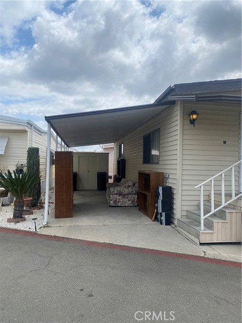 38 Elm Via, Anaheim CA: https://media.crmls.org/medias/d24a8431-1923-4b4a-a89f-fa52aba0db68.jpg
