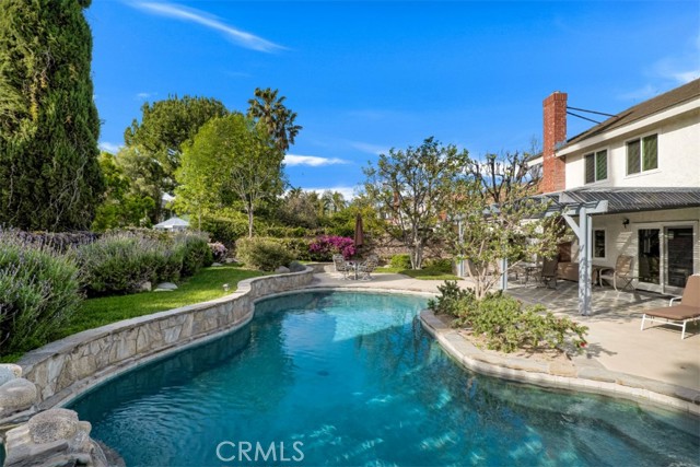 Detail Gallery Image 42 of 49 For 2707 Bitternut Cir, Simi Valley,  CA 93065 - 4 Beds | 3 Baths