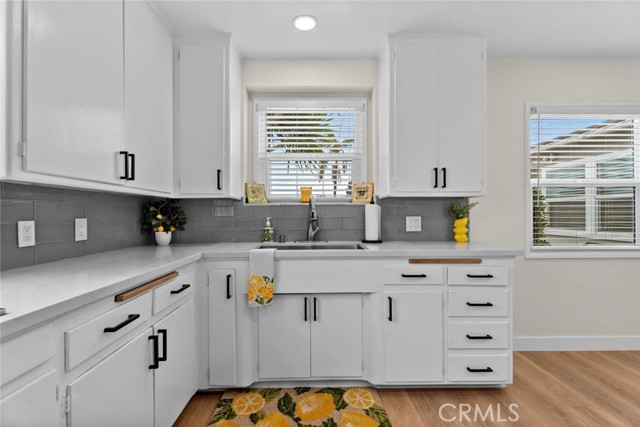 16423 Woodruff Avenue, Bellflower CA: https://media.crmls.org/medias/d24dca6e-9d54-4701-b4e1-35acc94f6e49.jpg