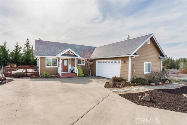 Detail Gallery Image 2 of 32 For 17718 Cottontail Dr, Weed,  CA 96094 - 3 Beds | 2 Baths