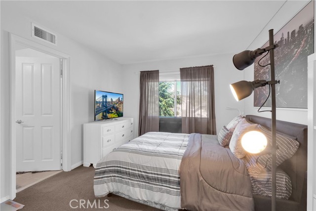 Detail Gallery Image 3 of 62 For 515 Chippendale Ave, Simi Valley,  CA 93065 - 5 Beds | 4 Baths