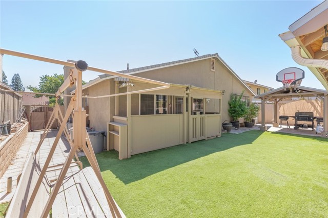 Detail Gallery Image 29 of 35 For 974 Blossom Hill Dr, Corona,  CA 92878 - 3 Beds | 2 Baths