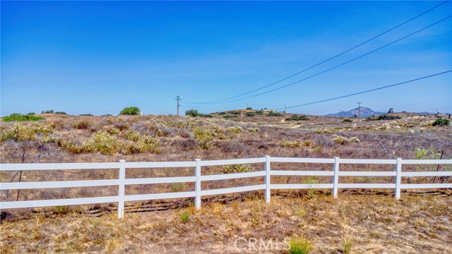 0 Avenida Peyri, Hemet CA: https://media.crmls.org/medias/d2505956-99b7-4ad3-acfd-aac655c21590.jpg