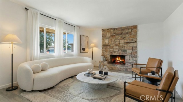 Detail Gallery Image 2 of 36 For 766 Robert Dr, Hemet,  CA 92543 - 3 Beds | 2 Baths