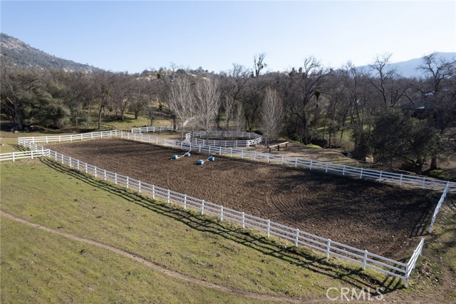Image 11 of 64 For 36039 Cranmore Ln.