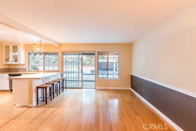 Detail Gallery Image 14 of 66 For 23132 Posada, Valencia,  CA 91354 - 5 Beds | 3 Baths