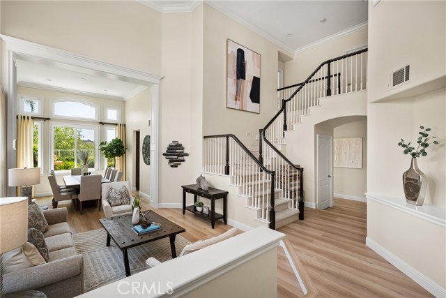 14 Celonova Place, Lake Forest CA: https://media.crmls.org/medias/d253db11-5108-4b31-8e7a-077586d74610.jpg