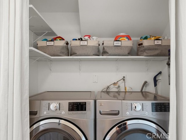 2157 Pacific Avenue, Costa Mesa CA: https://media.crmls.org/medias/d25453f0-4259-47c5-a923-32ea92bc54da.jpg