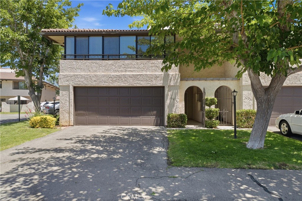 40019 Bluebird Lane