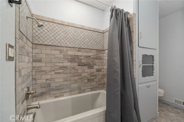 Detail Gallery Image 28 of 49 For 4303 N Golden, San Bernardino,  CA 92404 - 5 Beds | 3/1 Baths