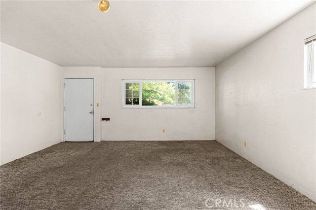 752 E 6th Street, Chico CA: https://media.crmls.org/medias/d2575262-479a-4427-8b55-c9e05e05c8b9.jpg