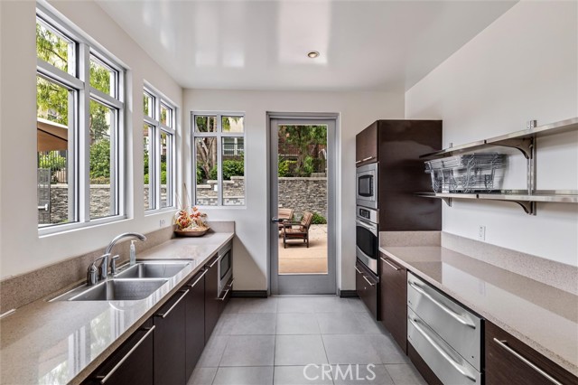 Detail Gallery Image 32 of 41 For 46 Beacon Way, Aliso Viejo,  CA 92656 - 3 Beds | 2/1 Baths