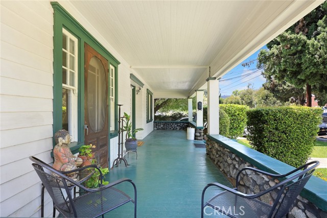 1156 Steuben Street, Pasadena CA: https://media.crmls.org/medias/d257df3f-b9b9-455c-b83f-35318b1d1f9c.jpg