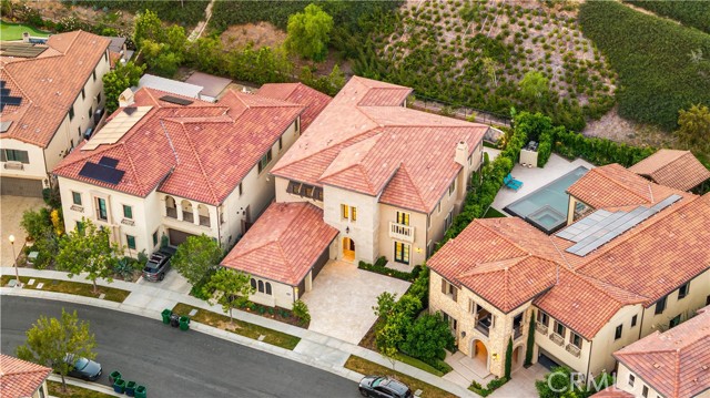 Detail Gallery Image 10 of 68 For 111 Great Oak, Irvine,  CA 92602 - 5 Beds | 5/1 Baths