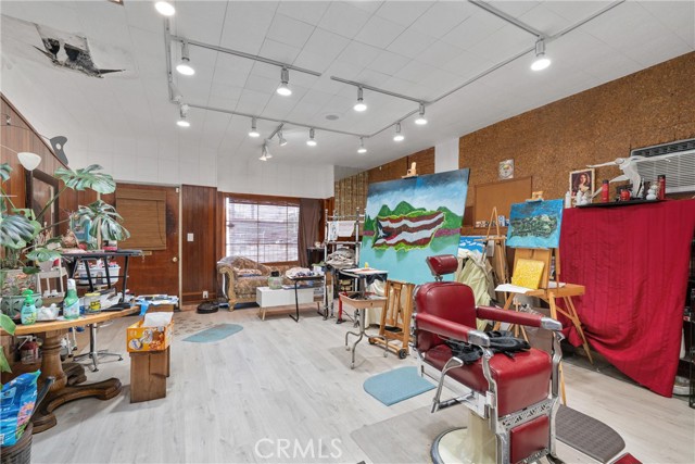 11170 Burbank Boulevard, North Hollywood CA: https://media.crmls.org/medias/d25ab836-b7c8-4cd3-a51b-3bdb47d9046f.jpg